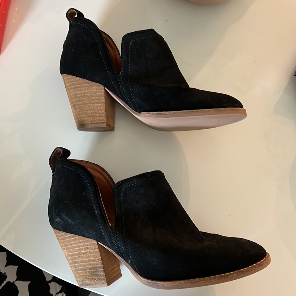 Jeffrey Campbell Black Suede Bootie - Picture 4 of 5